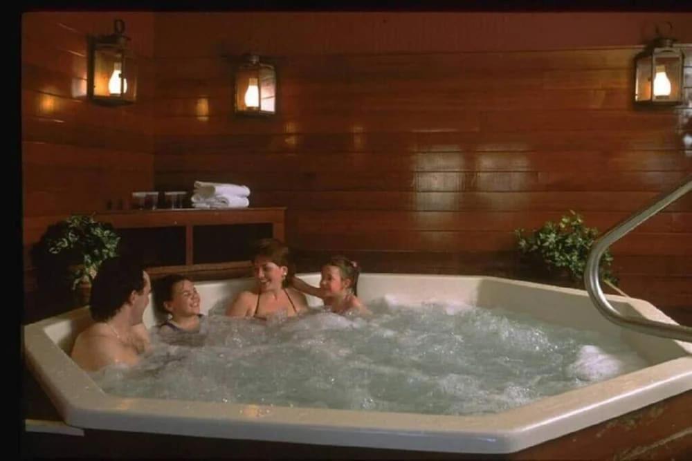 Gorgeous 1St Fl Mtn View Jiminy Suite Sleeps 4 Ski On Off Hancock Exterior foto